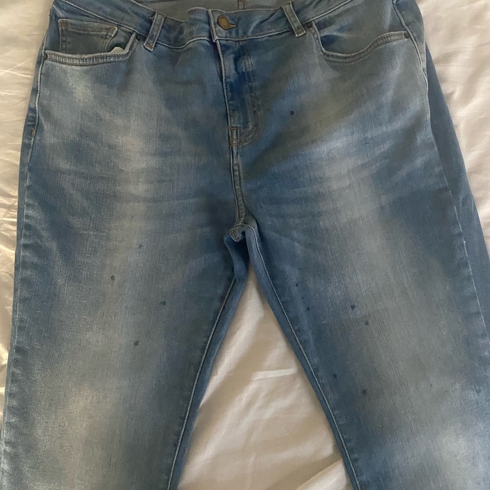 Rand New Ashton jeans!